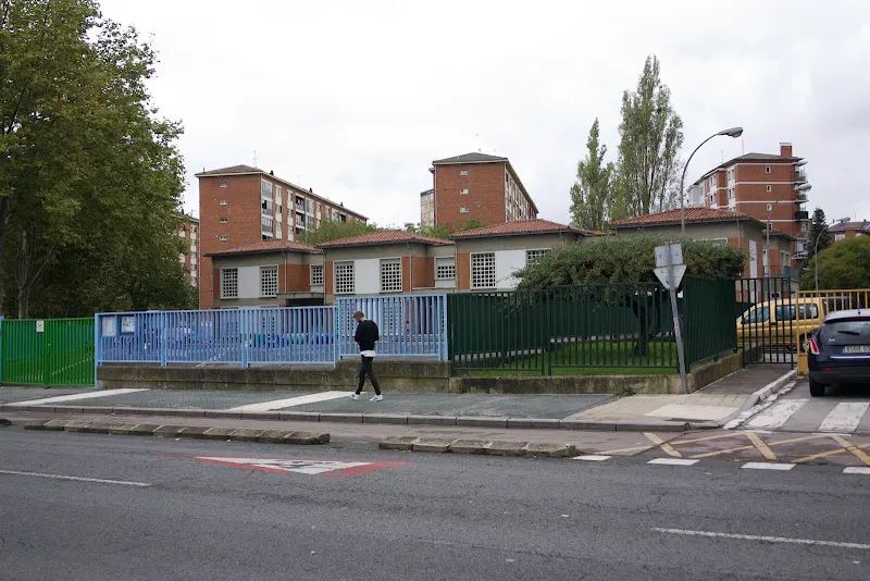 Zaramaga udal haur eskola / Escuela de educación infantil Zaramaga - Vitoria-Gasteiz