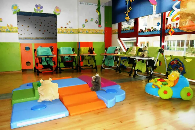 Nuestra Escuela Garabatos