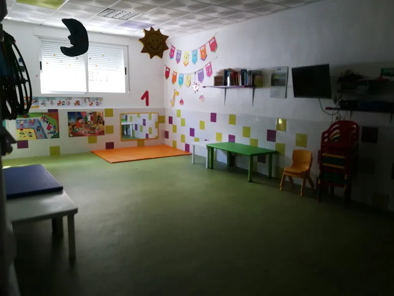 Escuela Infantil Peques - Almoradi