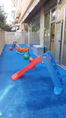Centro infantil los delfines - Benidorm