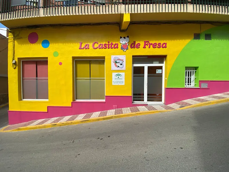 La casita de fresa - Guardería en Adra - foto 2