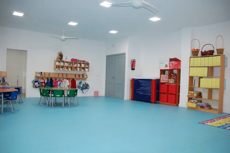 Peñas Albas Brightkids Escuela Infantil - Centro educativo en Villalbilla - foto 2