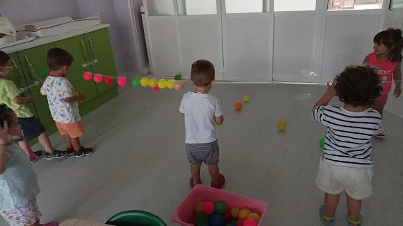 Denenes Centro Infantil