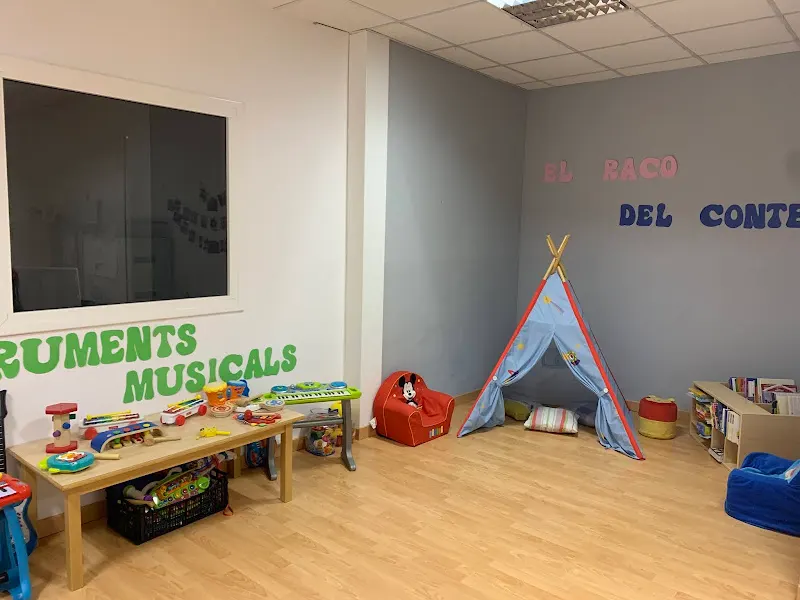 Espai Familiar Winnets - Guardería en Esplugues de Llobregat - foto 2
