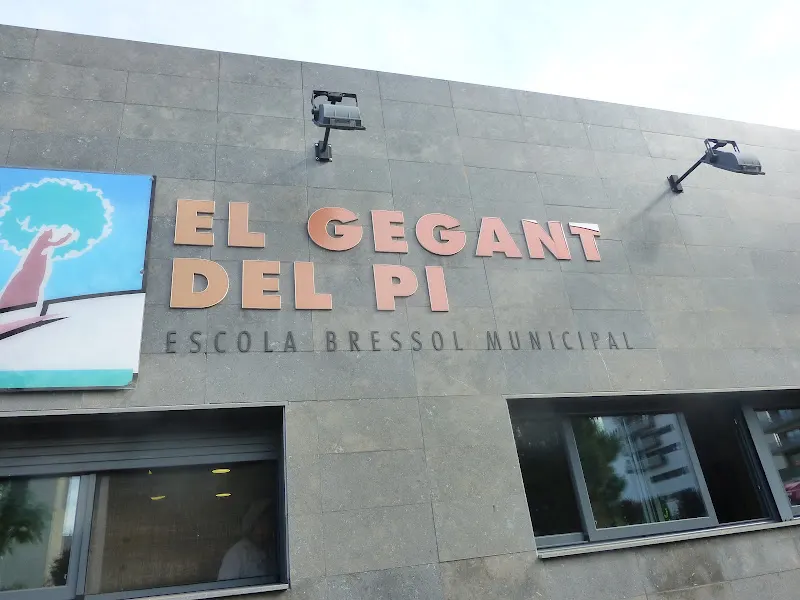 Guardería Pública El Gegant del Pi