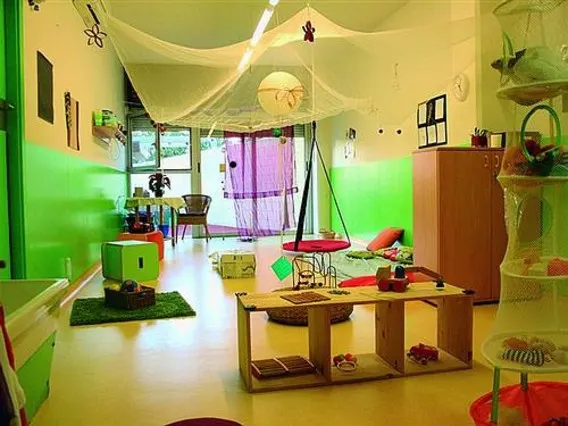 Escuela infantil Municipal La Maduixa - Guardería en Santa Coloma de Gramenet - foto 3