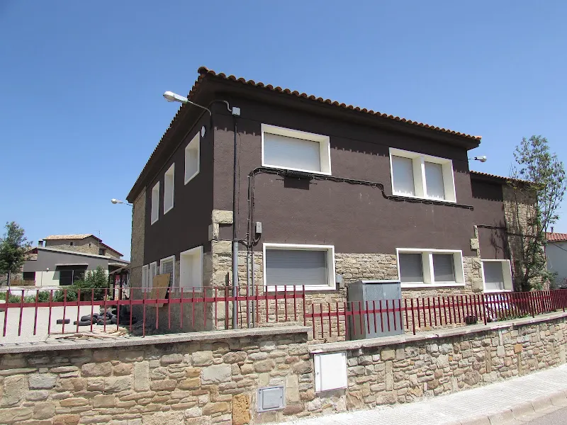 Escuela El Roure Gros - Colegio público en Santa Eulalia de Riuprimer - foto 2