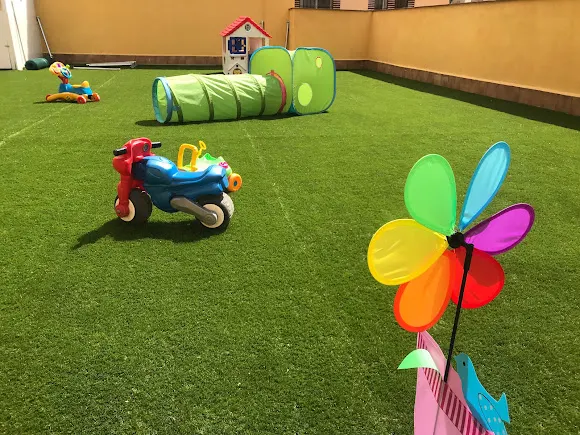 Guardería De Peques