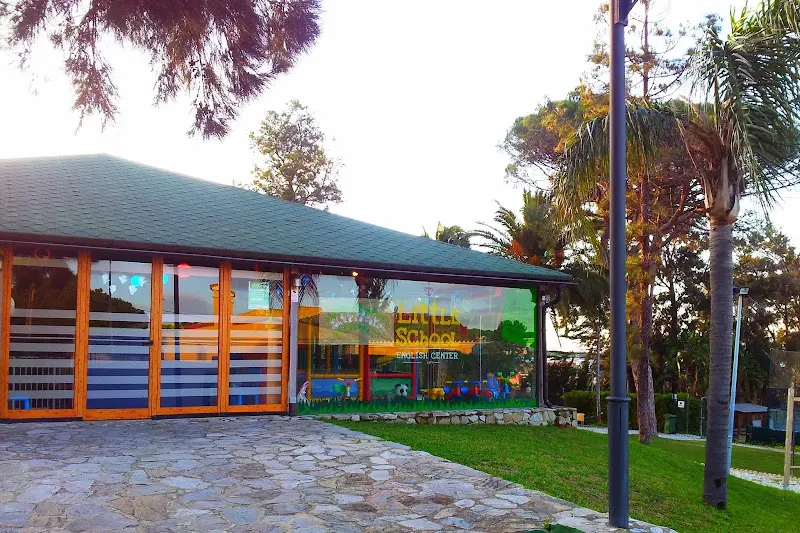 Centro Infantil Little school Algeciras - Centro de educación preescolar en Algeciras - foto 2
