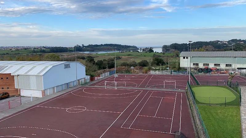 CEIP Marina de Cudeyo - Colegio público en Marina de Cudeyo - foto 2