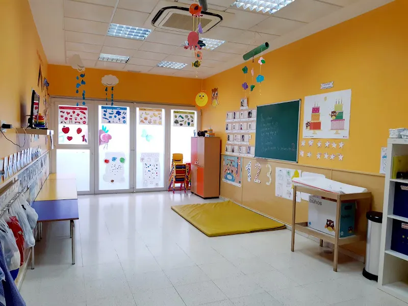Centro Privado De Educación Infantil Do Re Mi - Centro educativo en Córdoba - foto 2