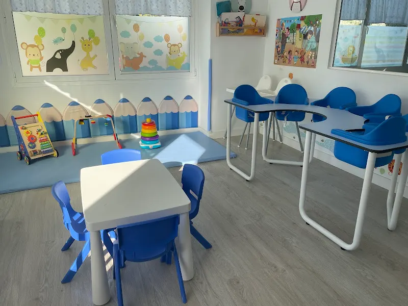 Centro Educación Infantil "Sueños de Colores"