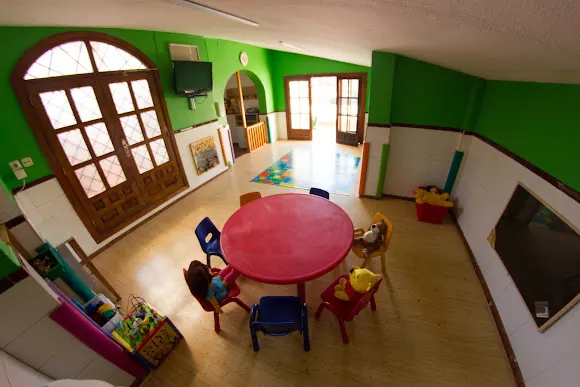Centro Infantil Caritas Sonrientes - Granada