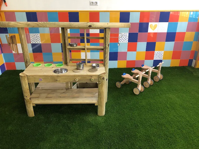 Escuela Infantil la Casita - Guardería en Maracena - foto 2
