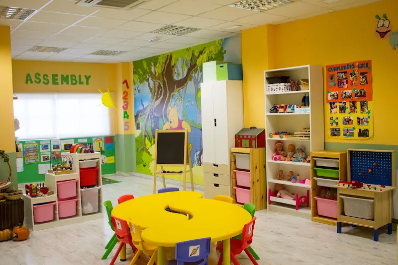 Centro Infantil Bilingüe El Principito - Guardería en Cullar Vega - foto 2