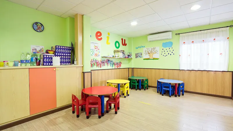 Centro Infantil BAÚL DE ILUSIONES - Guardería en Cullar Vega - foto 3