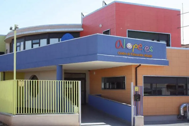 Escuela Infantil Alopekes - Alovera