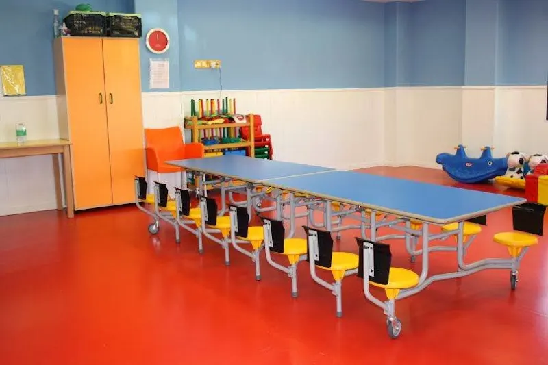 Escuela Infantil Alopekes - Guardería en Alovera - foto 2