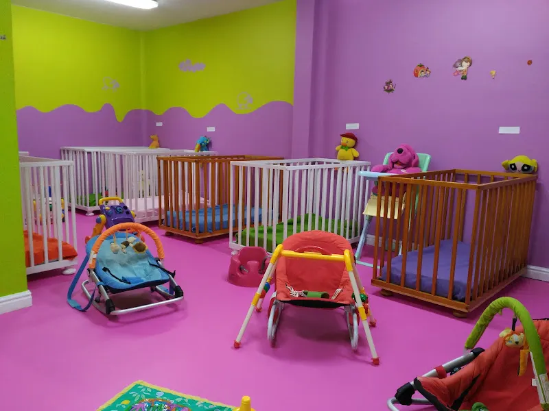 Centro de Primer Ciclo de Educación Infantil Los Pitufos - Logroño