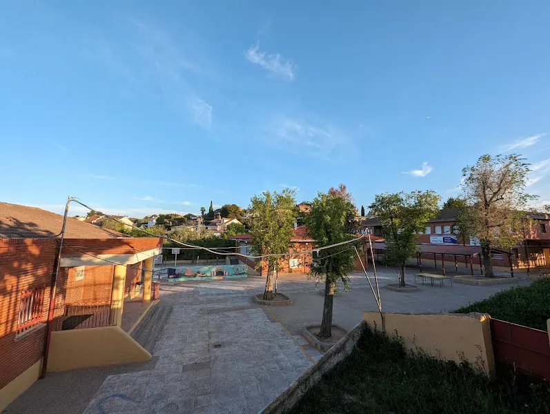 Colegio Público Valderrey - Colegio público en Algete - foto 2