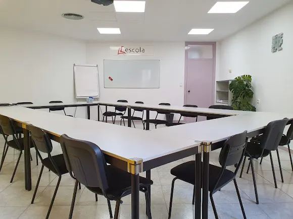 Acadèmia L'Escola d'Almenar - Almenar