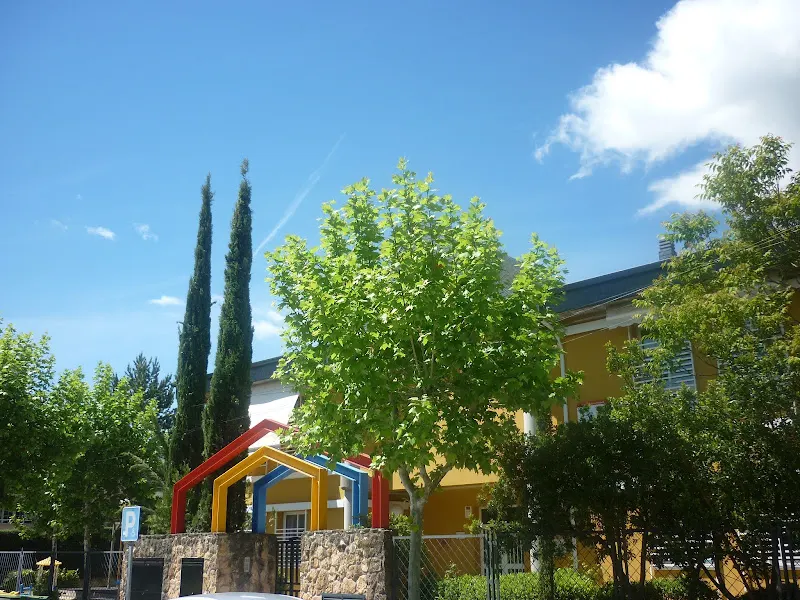Escuela de Educación Infantil la Dehesa - Colegio público en Escorial (El) - foto 2