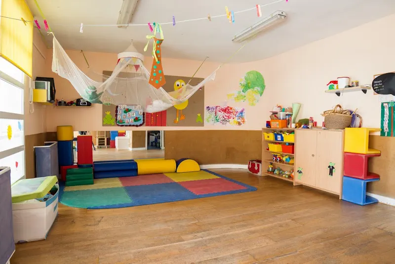 Escuela de Educación Infantil El Bosque Encantado - Centro de educación preescolar en Torres de la Alameda - foto 2