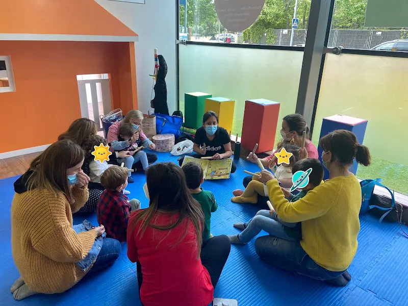 Escuela Infantil Mundo Creati Majadahonda - Majadahonda