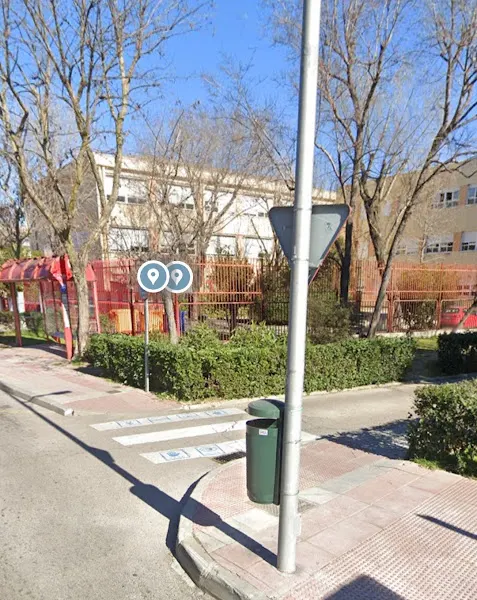 Escuela de Educación Infantil Caleidoscopio - Colegio público en Mostoles - foto 2