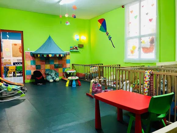 Escuela infantil “ La Guardería ”
