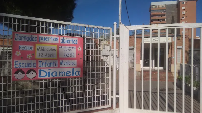 Escuela de Educación Infantil Diamela - Colegio público en Coslada - foto 2