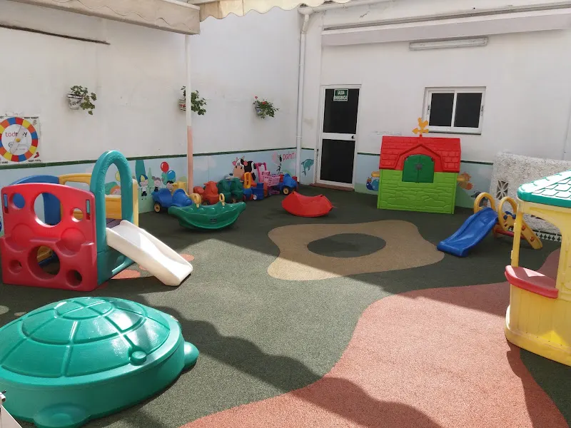 Escuela Infantil Pahiti - Centro de educación preescolar en Málaga - foto 2