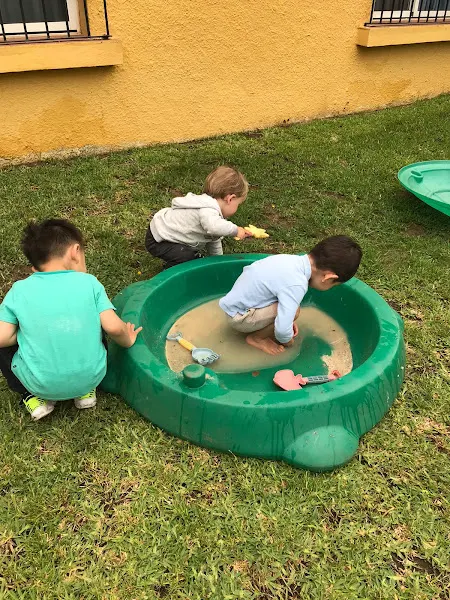 Little Einsteins Montessori Marbella - Guardería en Marbella - foto 2