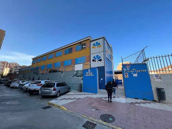Colegio Privado Concertado El Divino Pastor de Málaga - Málaga