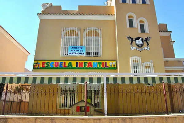 Escuela Infantil Alfonso X - Guardería en Cartagena - foto 2