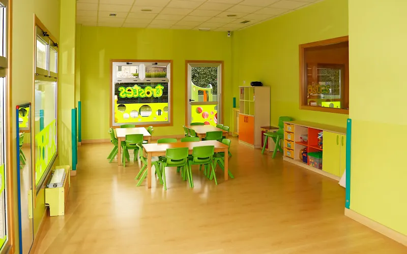 Trastes Centros de Educación Infantil Poio-Pontevedra