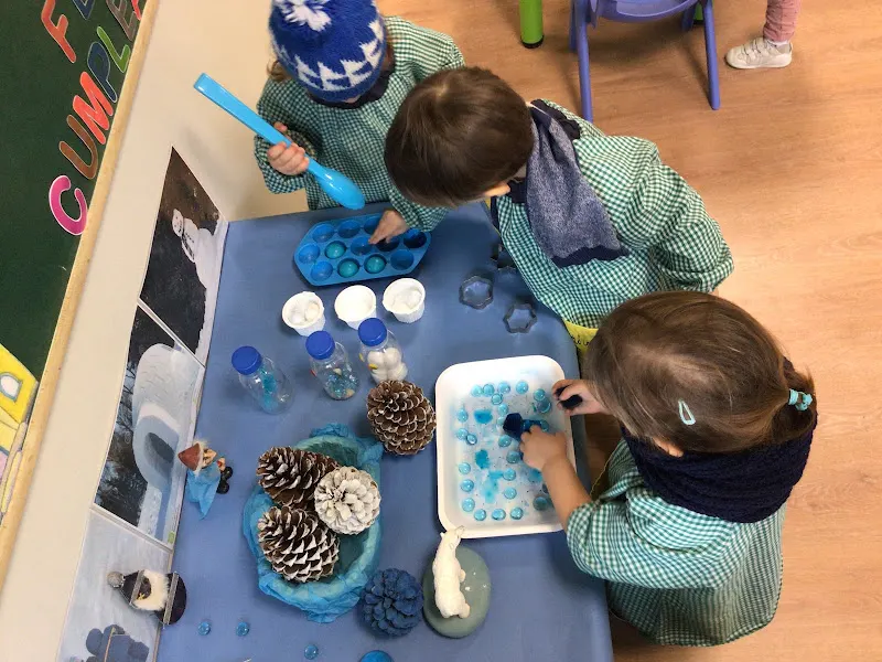Escuela Infantil Dalila - San Narciso - Guardería en Marín - foto 2