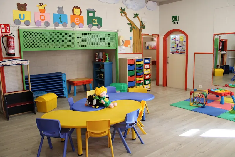 Escuela Infantil Dalila - Tiro - Guardería en Marín - foto 2