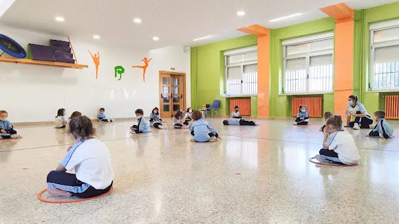 Centro Concertado de Enseñanza La Encarnación - Penaranda de Bracamonte