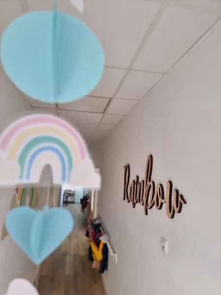Centro de Educación Infantil Rainbow (Bormujos) - Guardería en Bormujos - foto 2