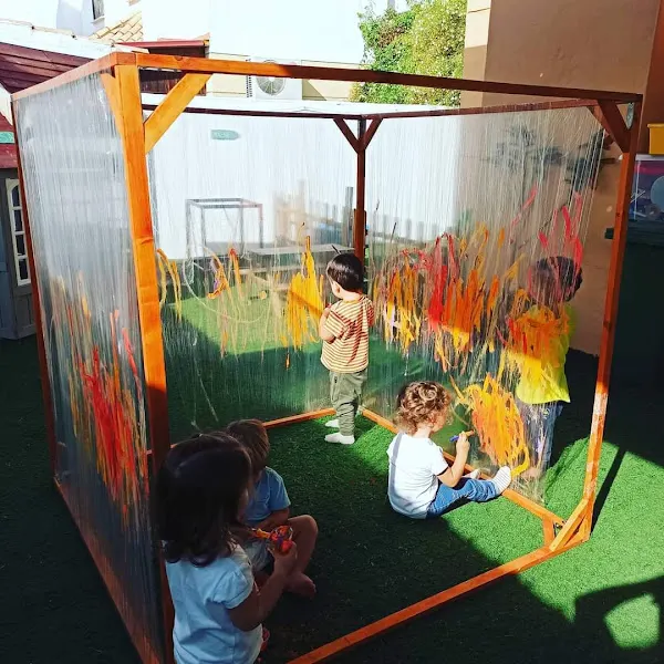 Centro de educacion infantil "La Tribu"