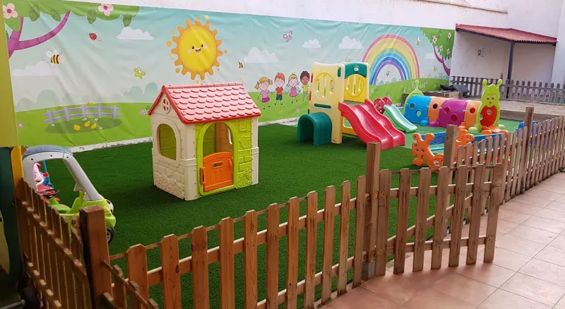 Llar D'Infants Els Eixerits - Colegio público en Castellvell del Camp - foto 2