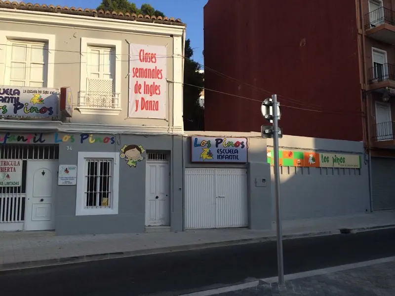 Escuela Infantil "Los Pinos" - Centro educativo en Xirivella - foto 2