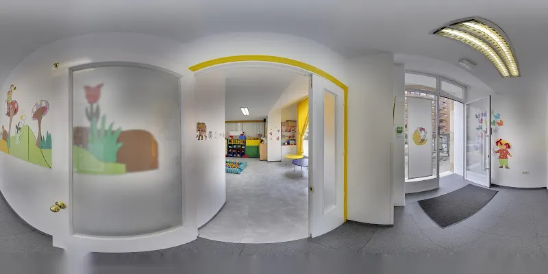 Escuela Infantil Pequeña Luna - Guardería en Valladolid - foto 2