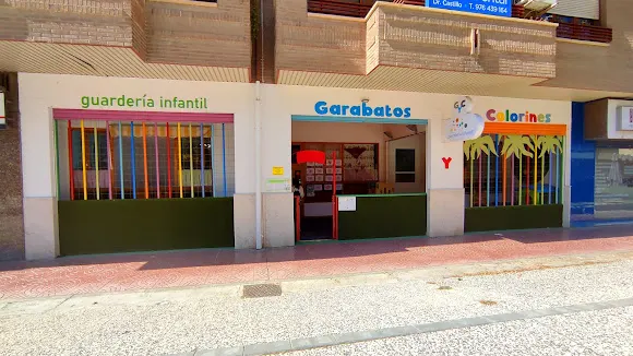 Guardería Garabatos y colorines