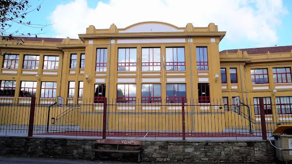 Colegio Público Curros Enriquez