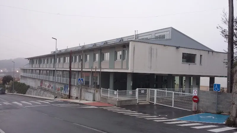 CEIP Castrillón - Coiro - Colegio público en Cangas - foto 2