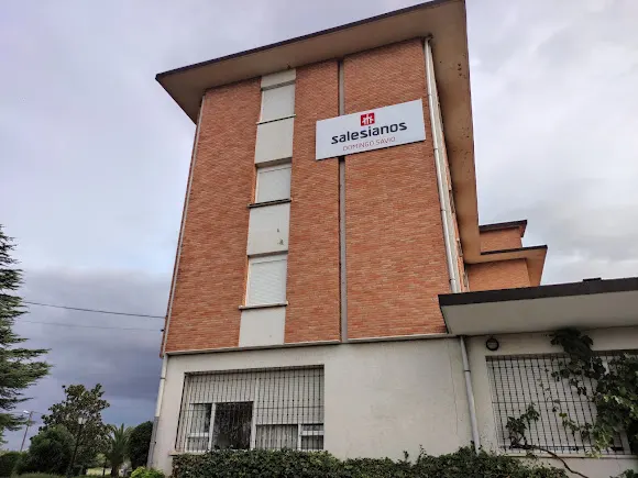 Colegio Salesianos Domingo Savio. Colegio con guardería