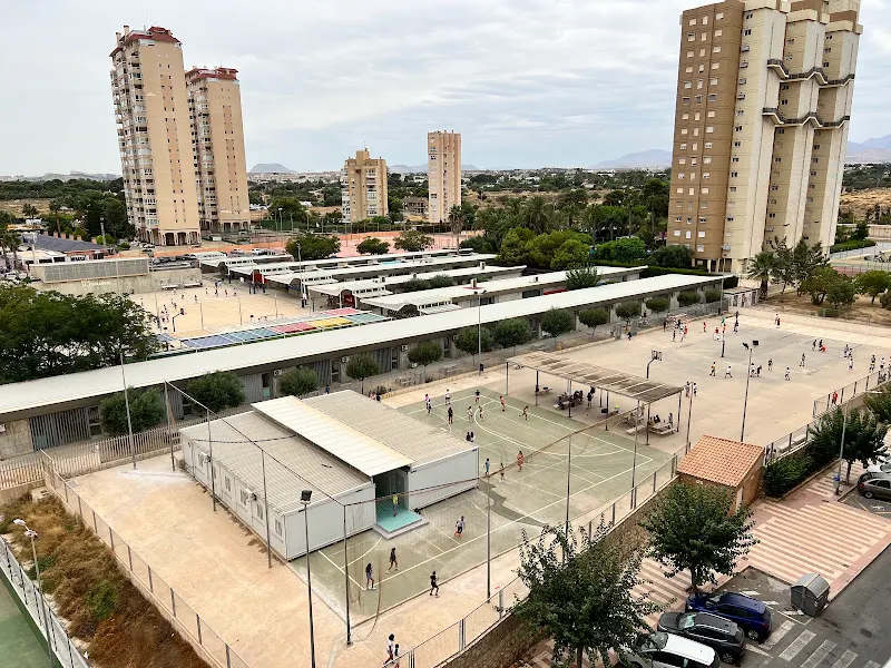 CEIP El Fabraquer - Colegio público en Campello (el) - foto 2