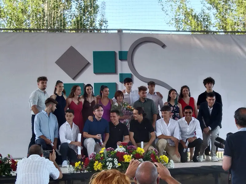 IES PEDREGUER - Pedreguer